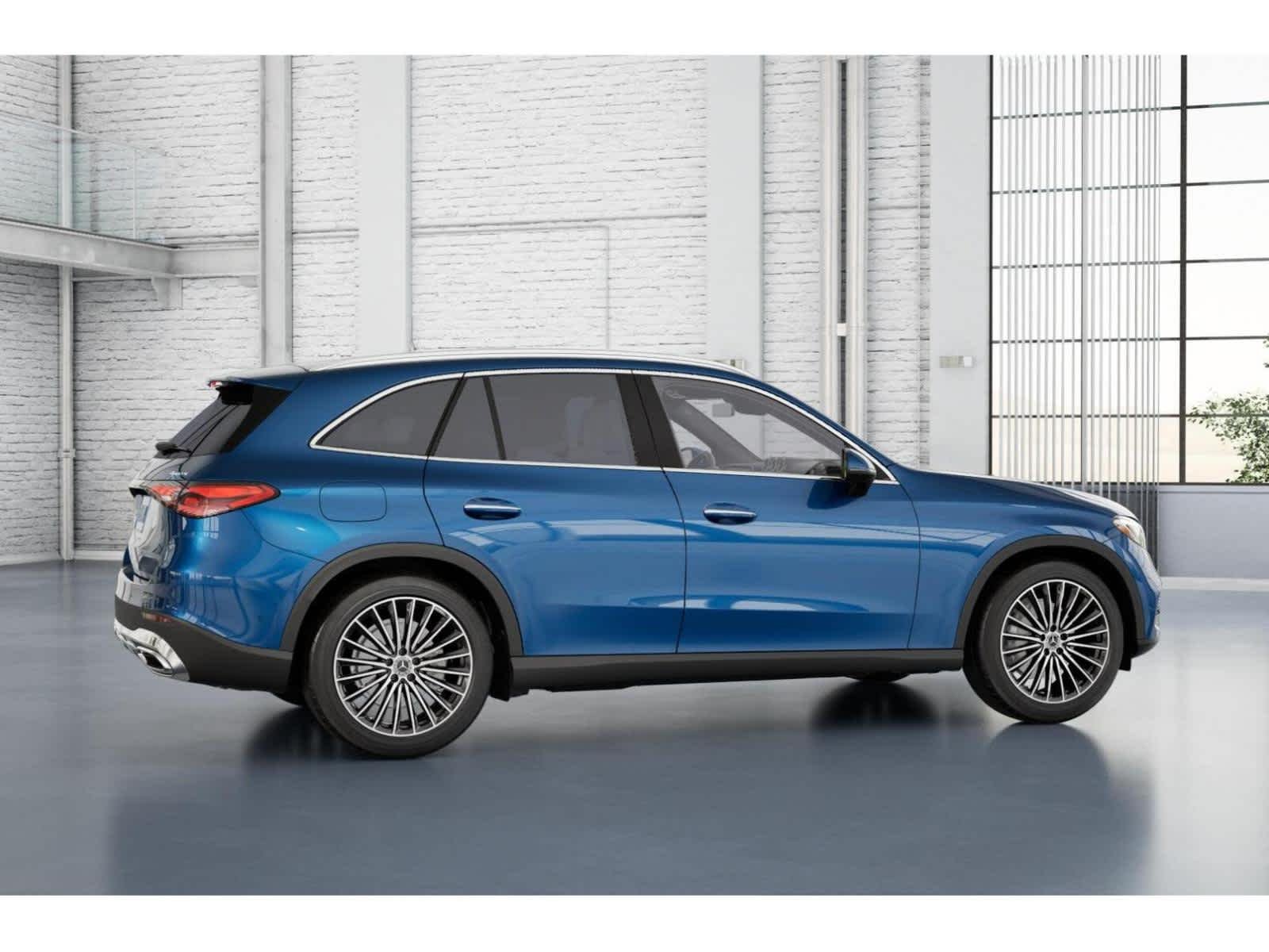 Used 2026 Starling Blue Metallic Mercedes-Benz GLC 300 image 17