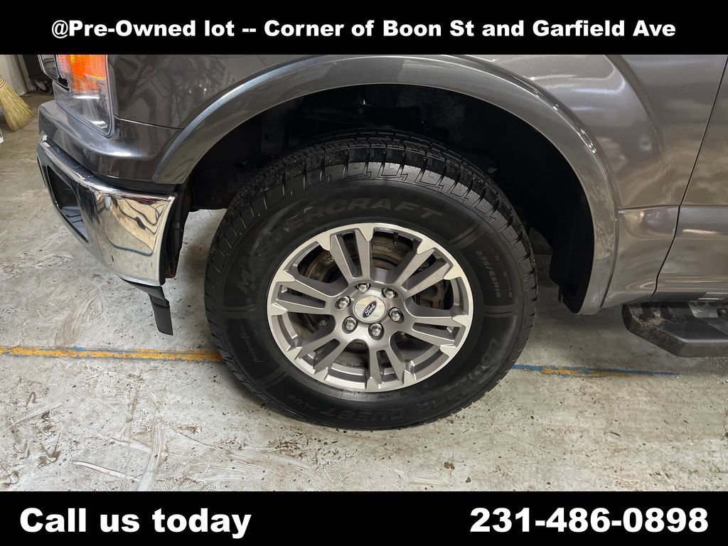 Used 2018 Gray Ford Lariat image 11