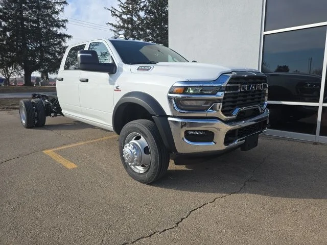 2026 RAM 5500 Big Horn 4X4 Crew Cab DRW 197" WB's photo