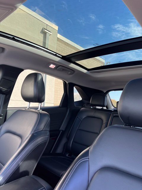Used 2025 Silver Ford Platinum image 5