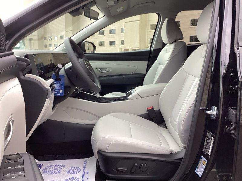 New 2026 Black Hyundai SEL AWD image 19