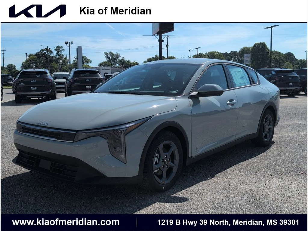 2026 Kia K4 LXS AT's photo