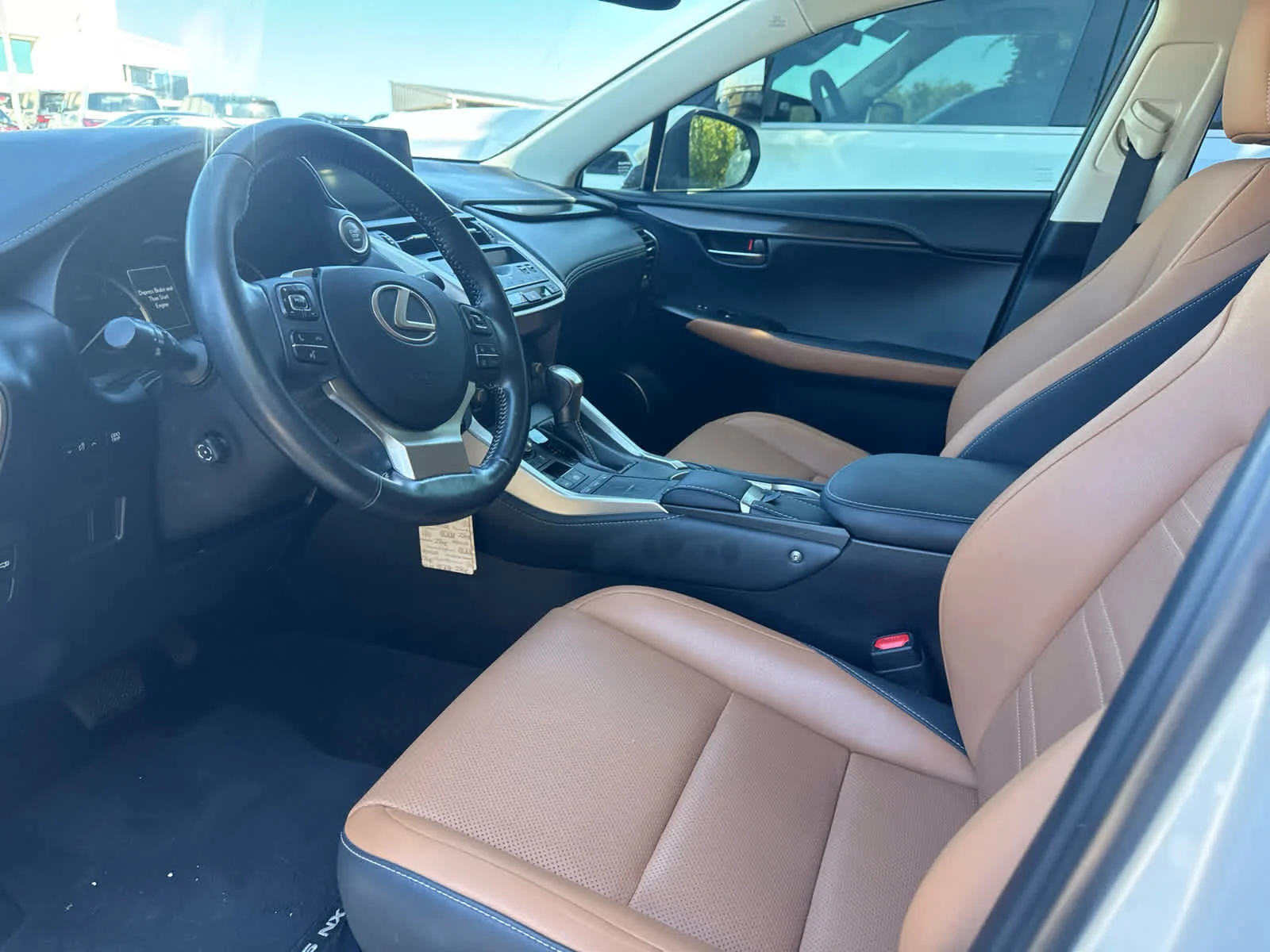 Certified Used 2020 EMINENT WHITE PEARL Lexus  image 9
