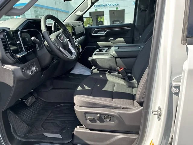 New 2026 Summit White GMC Elevation image 10