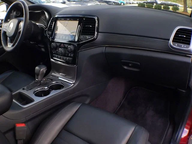 Used 2019 Red Jeep Limited image 44