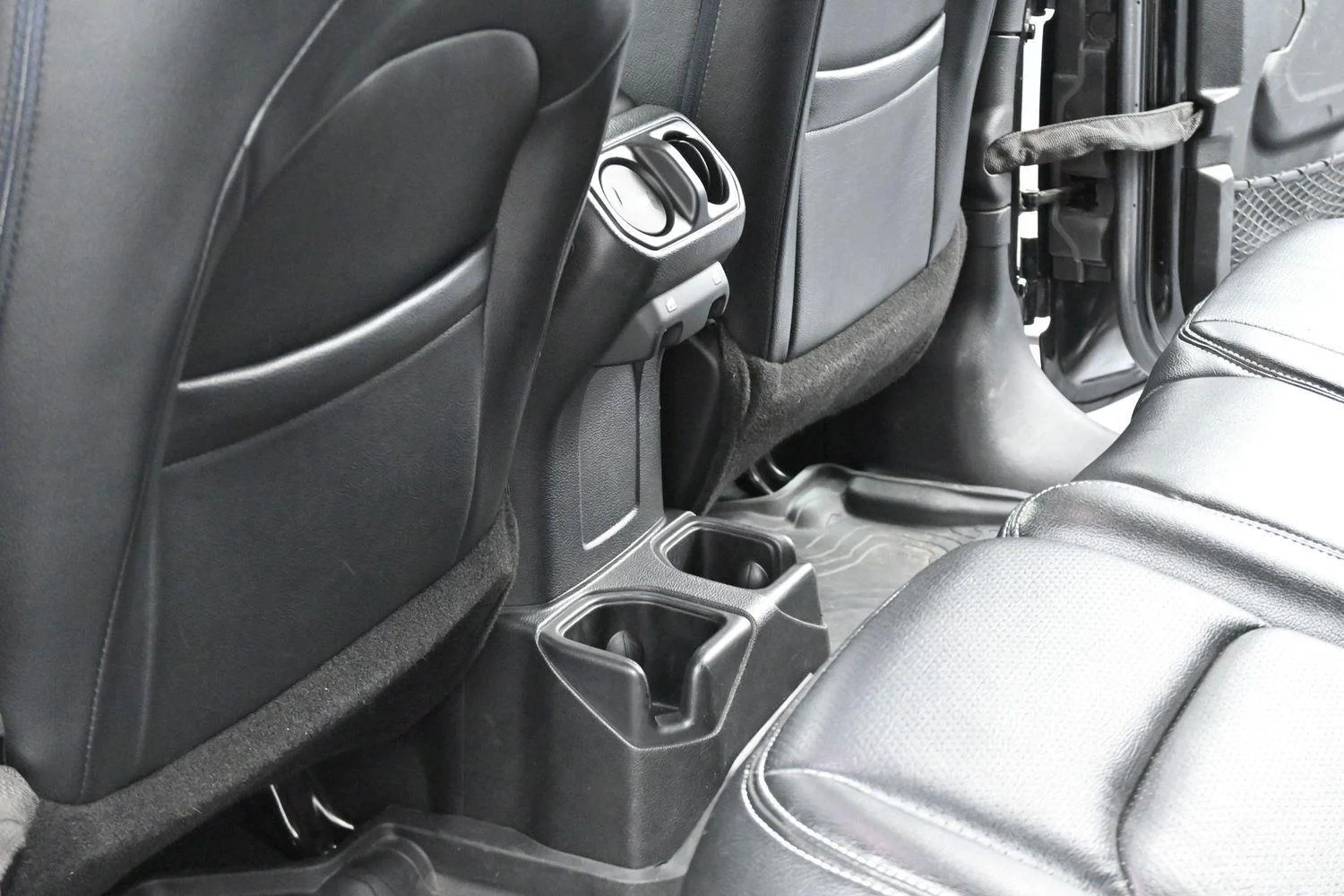 Used 2022 Black Clearcoat Jeep Unlimited Willys image 27