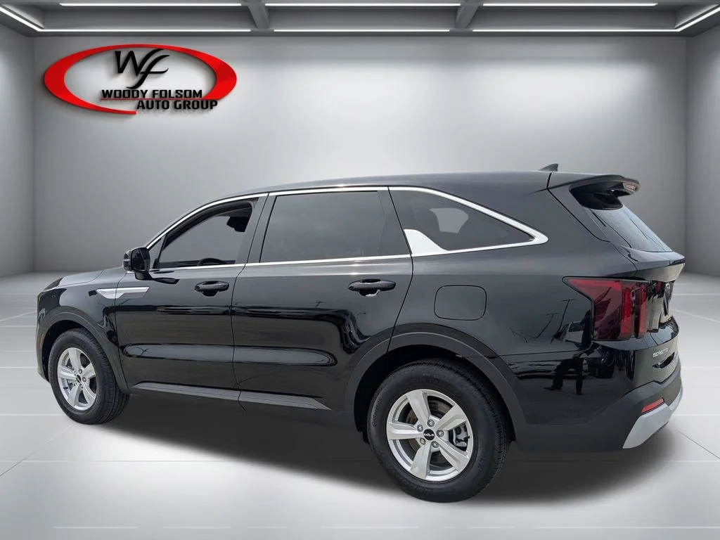 Used 2026 Black Kia LX image 7