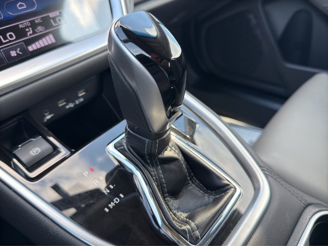 Used 2020 Magnetite Gray Metallic Subaru Onyx Edition XT image 16