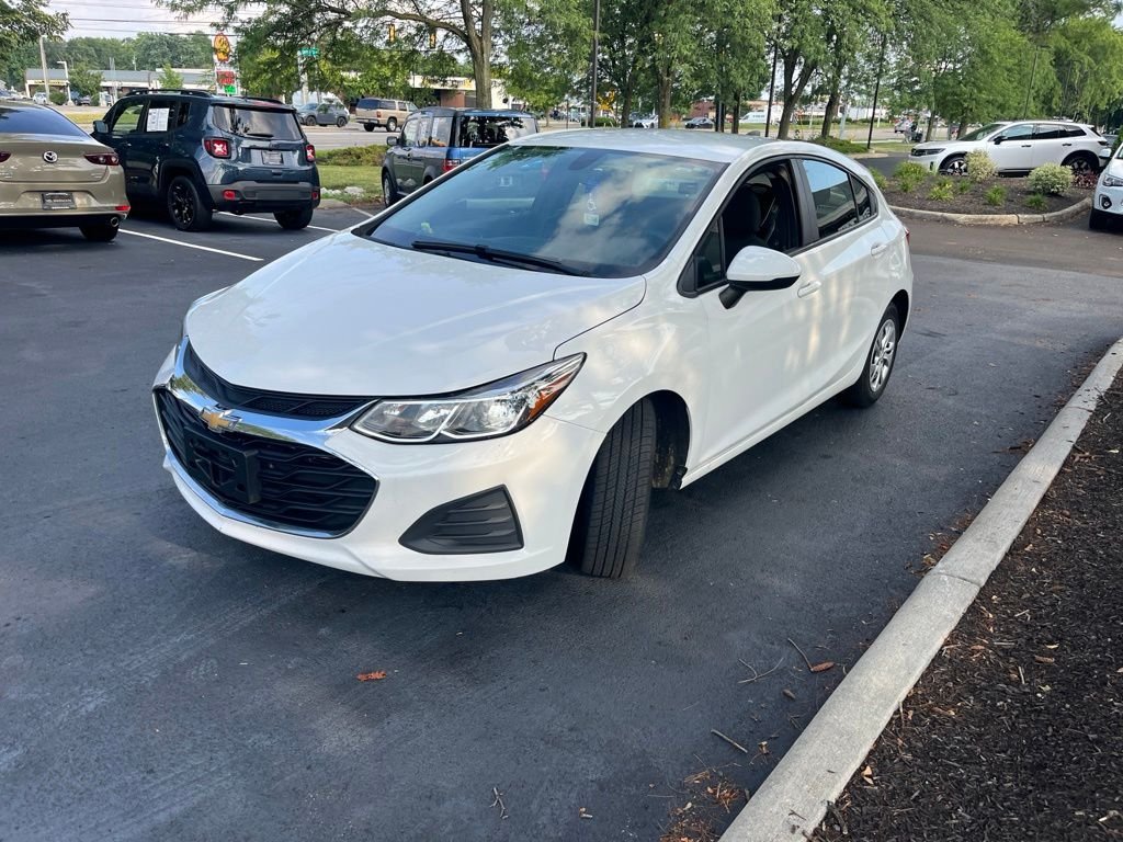 Used 2019 Summit White Chevrolet LS image 1