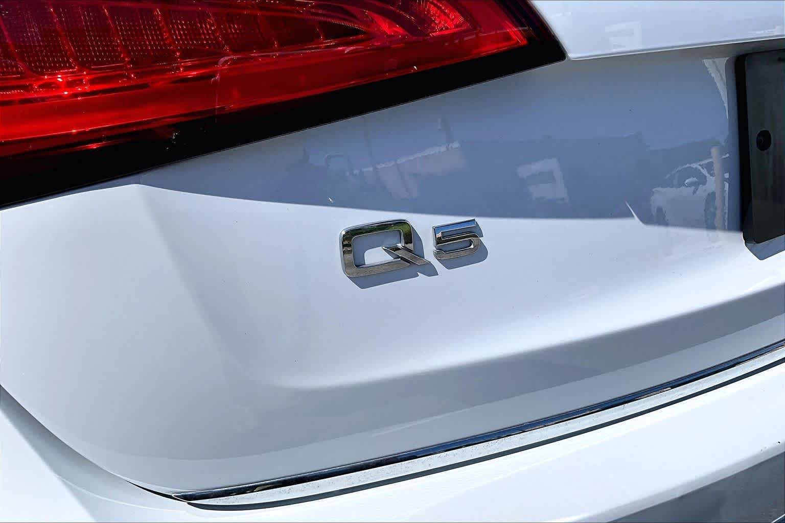 Used 2016 WHITE Audi Premium Plus image 29