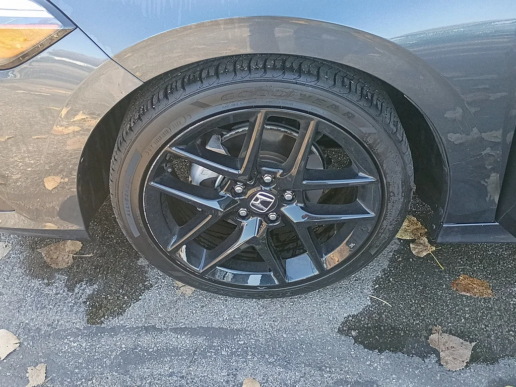 Certified Used 2024 GRAY Honda Sport image 10