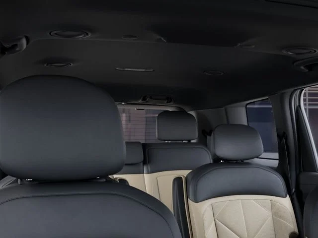 New 2027 Glacial White Pearl Kia EX image 27