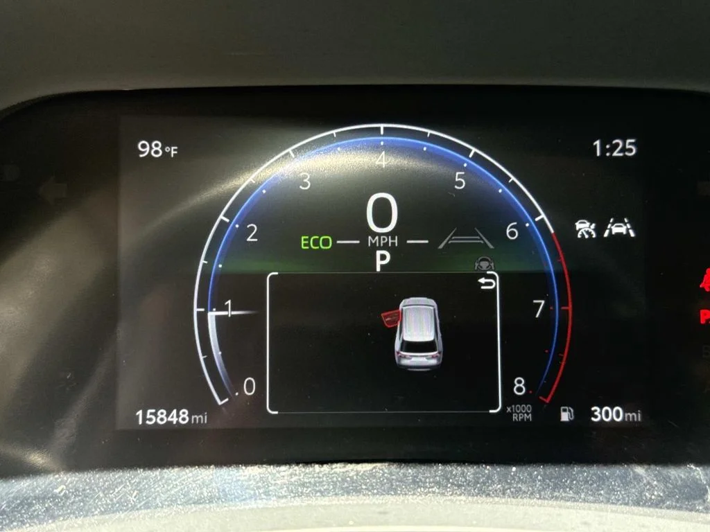 Used 2025 Silver Toyota XLE image 38