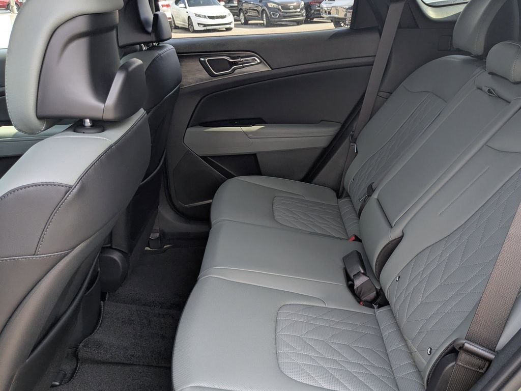 New 2025 Jungle Green Kia X-Line Prestige image 15