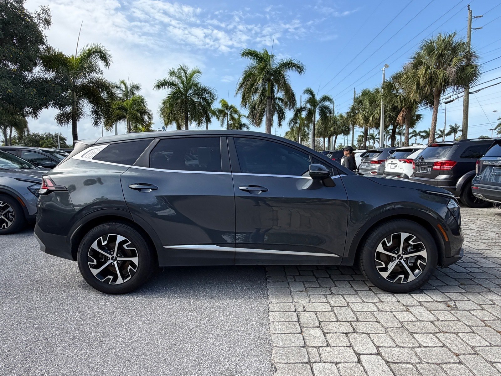 Used 2023 Gravity Gray Kia EX image 8