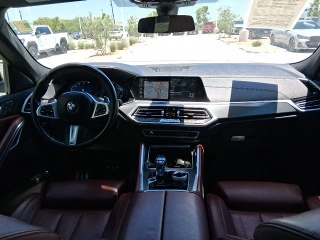 Used 2022 Gray BMW xDrive40i image 10