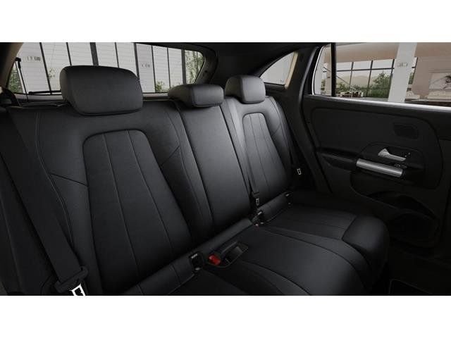 New 2026 Night Black Mercedes-Benz GLA 250 image 5