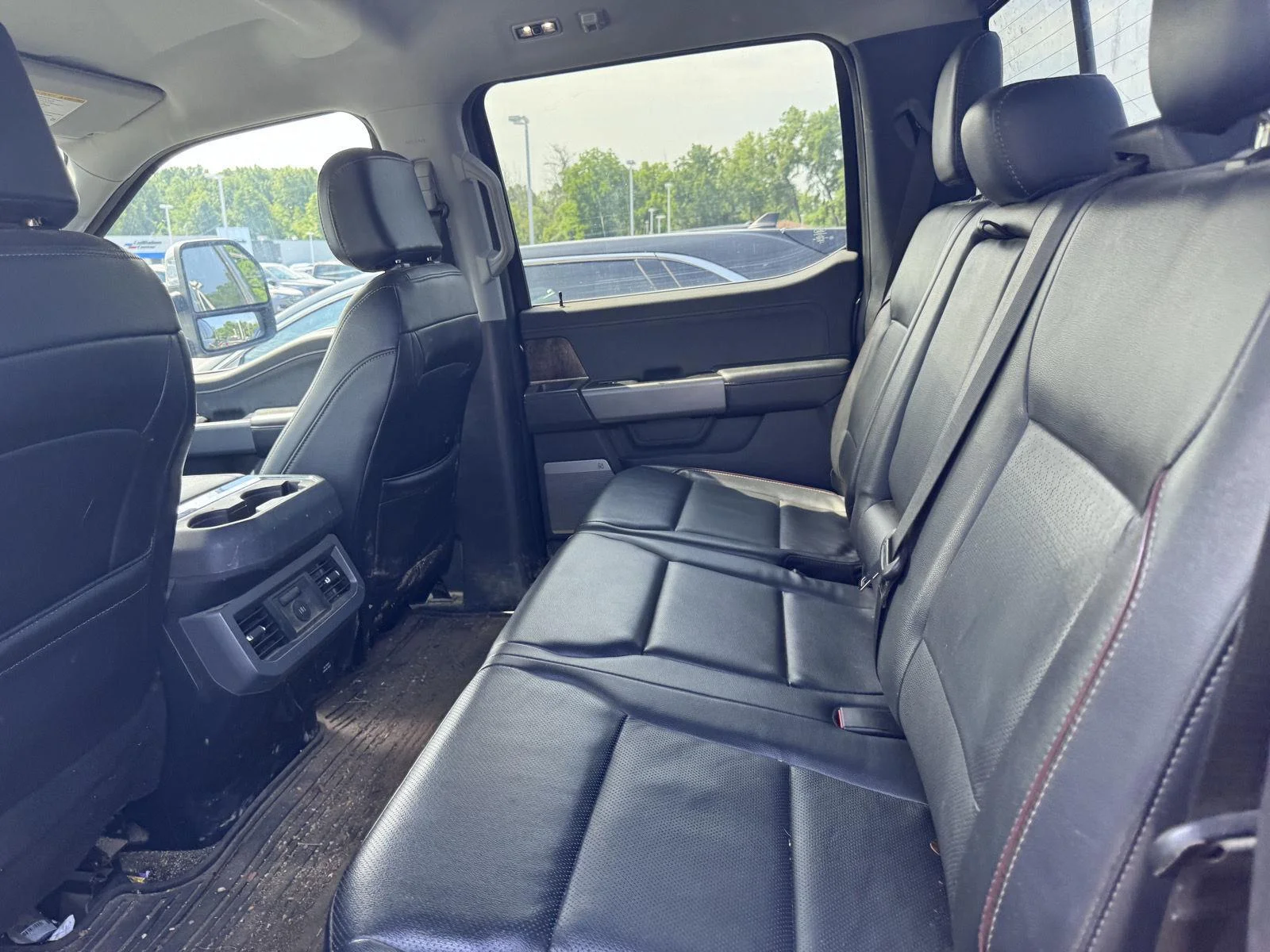 Used 2024 Agate Black Ford LARIAT image 9