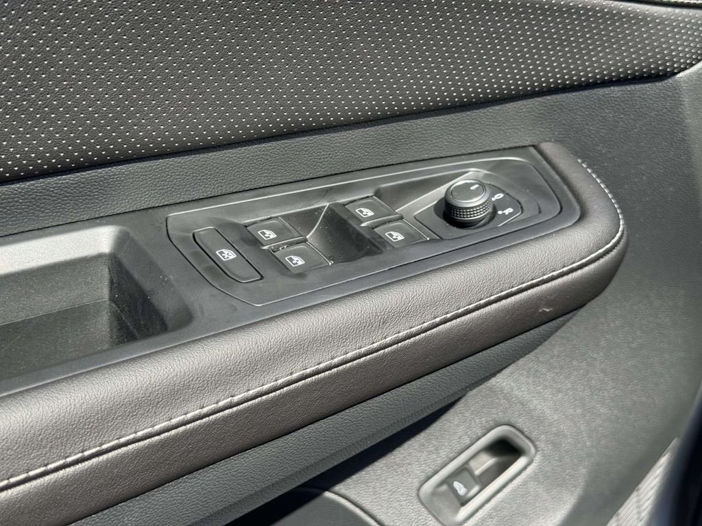 2026 Volkswagen Atlas SE w/Tech - Photo 28