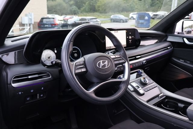 Certified Used 2025 White Hyundai Calligraphy Night Edition image 10
