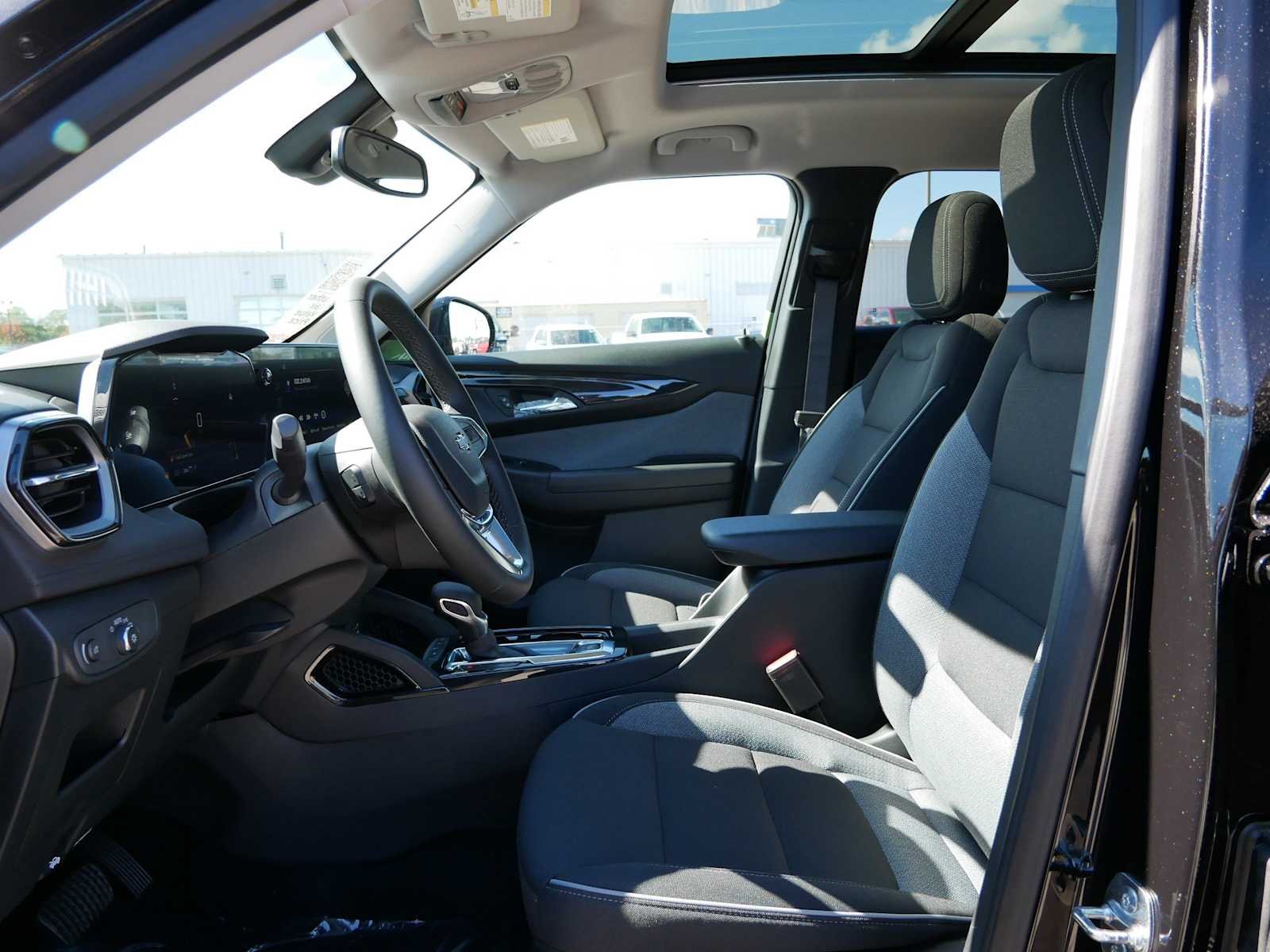 2026 Chevrolet Trailblazer LT - Photo 11