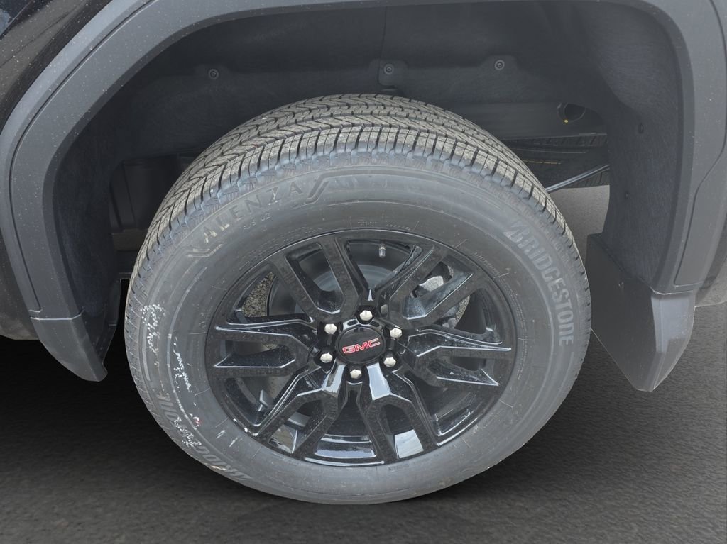 New 2026 Onyx Black GMC Elevation image 5