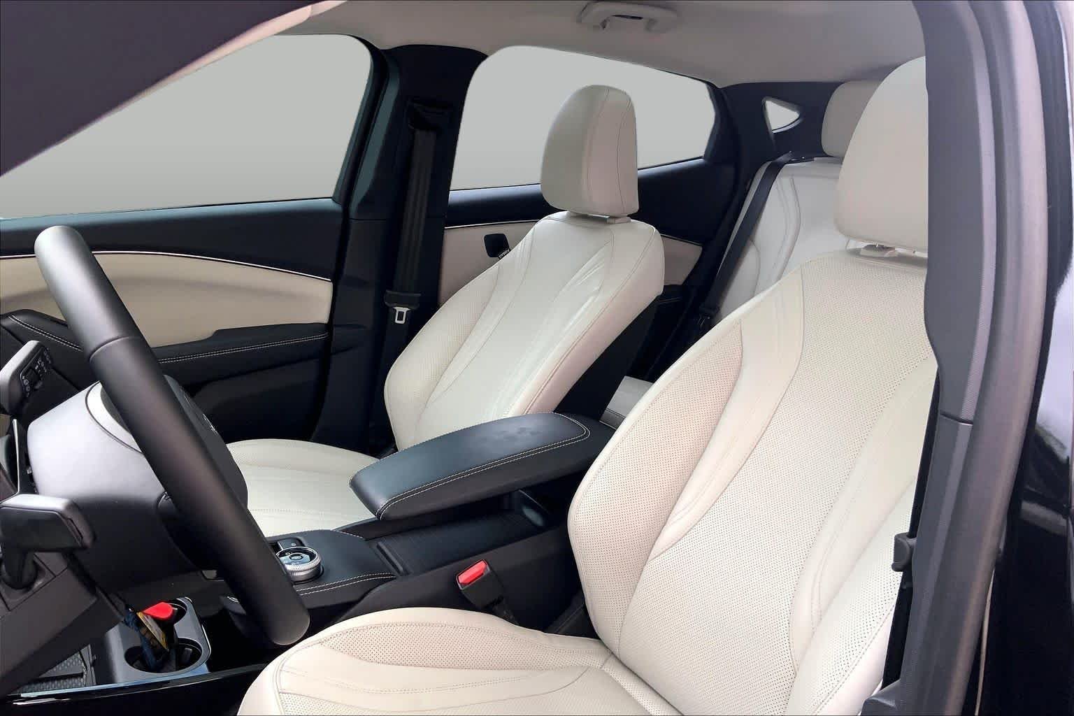 Used 2024 Shadow Black Ford Premium image 7