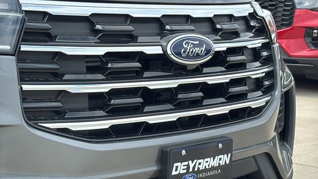 New 2026 Carbonized Gray Metallic Ford Active image 3