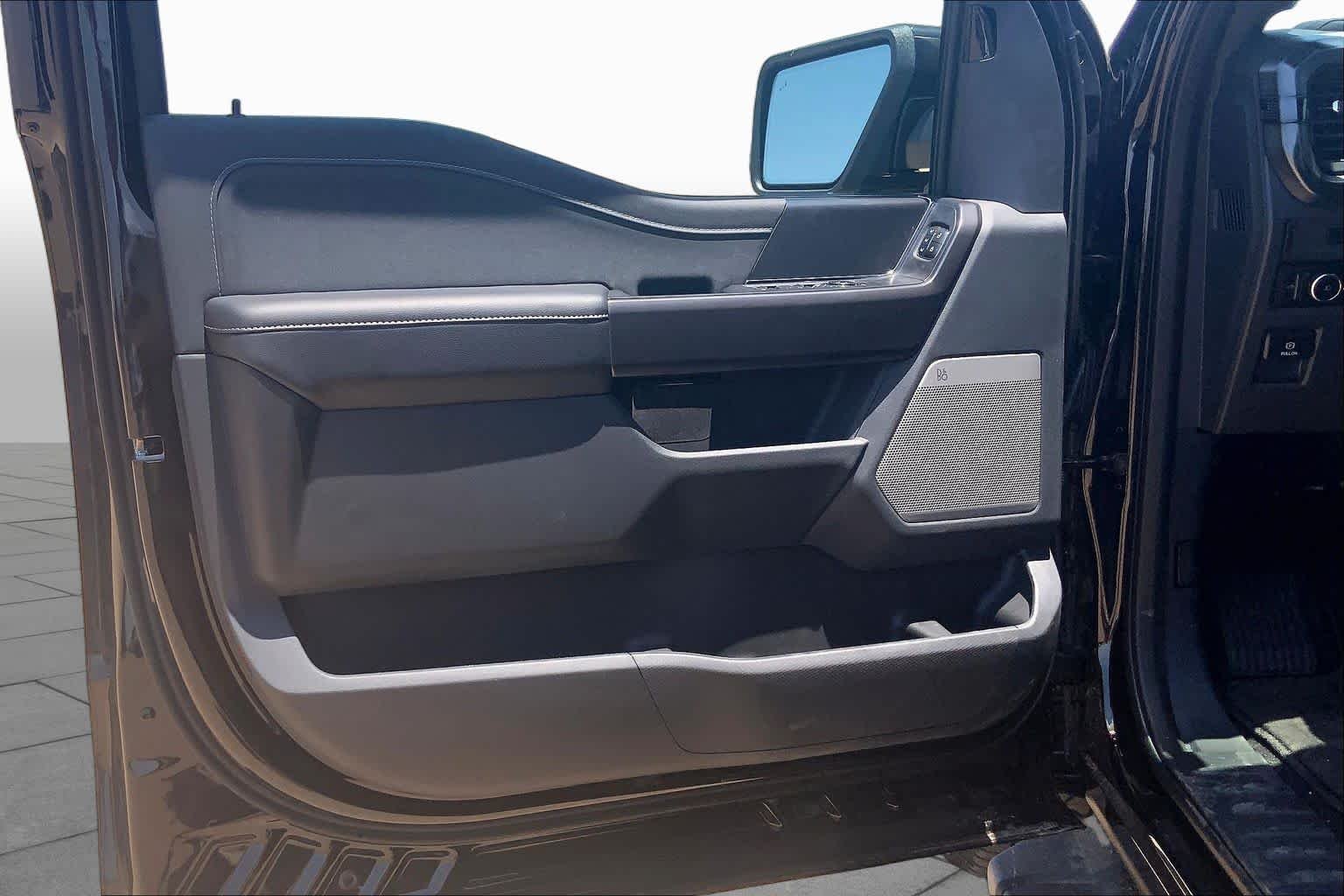 New 2026 Agate Black Metallic Ford Lariat® image 10