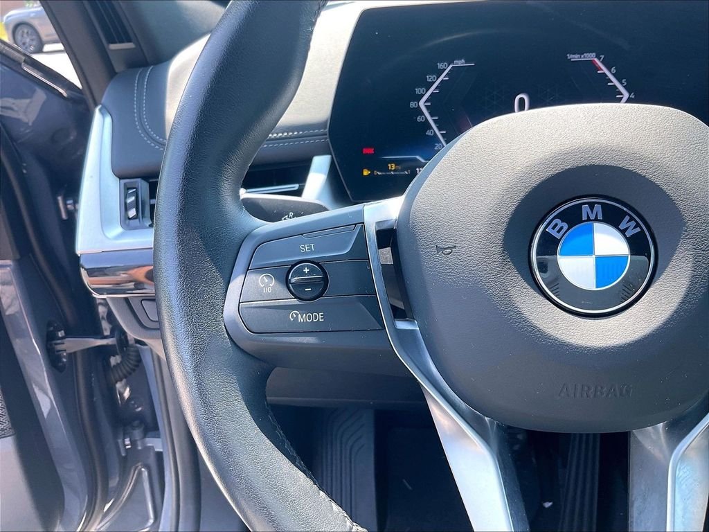 Used 2023 Gray BMW xDrive28i image 22