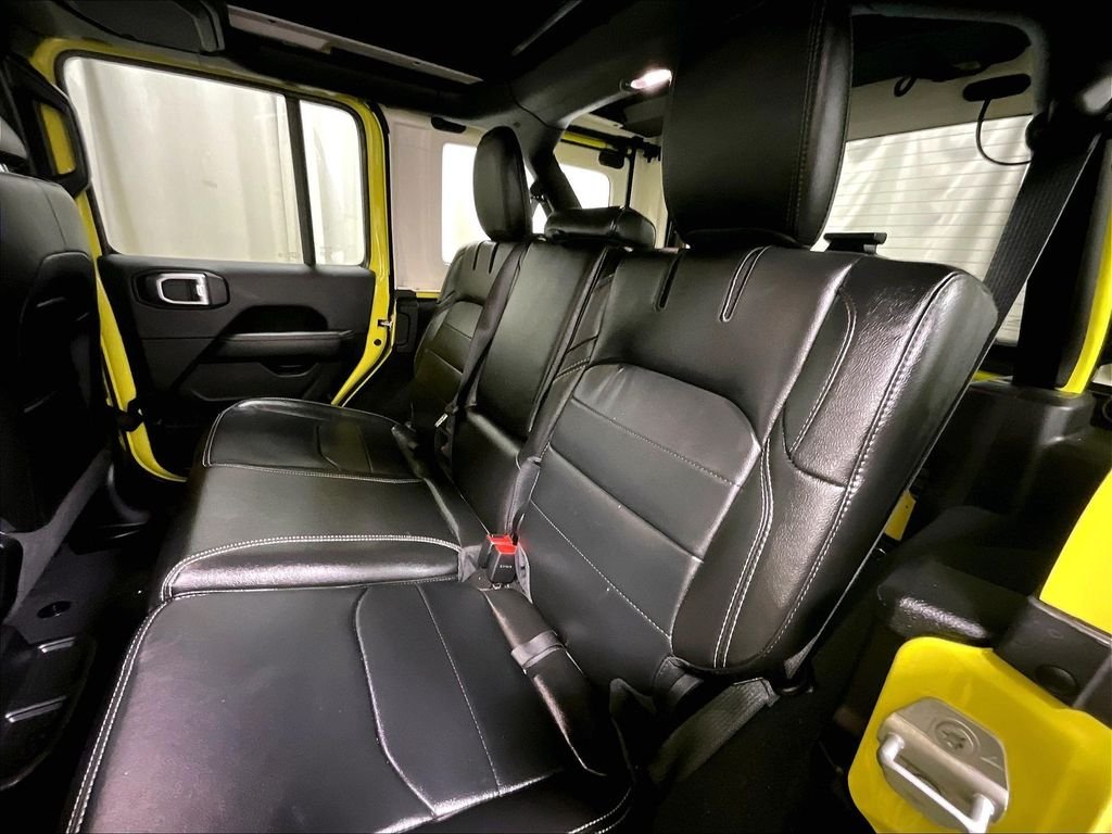 Used 2022 Yellow Jeep  image 15