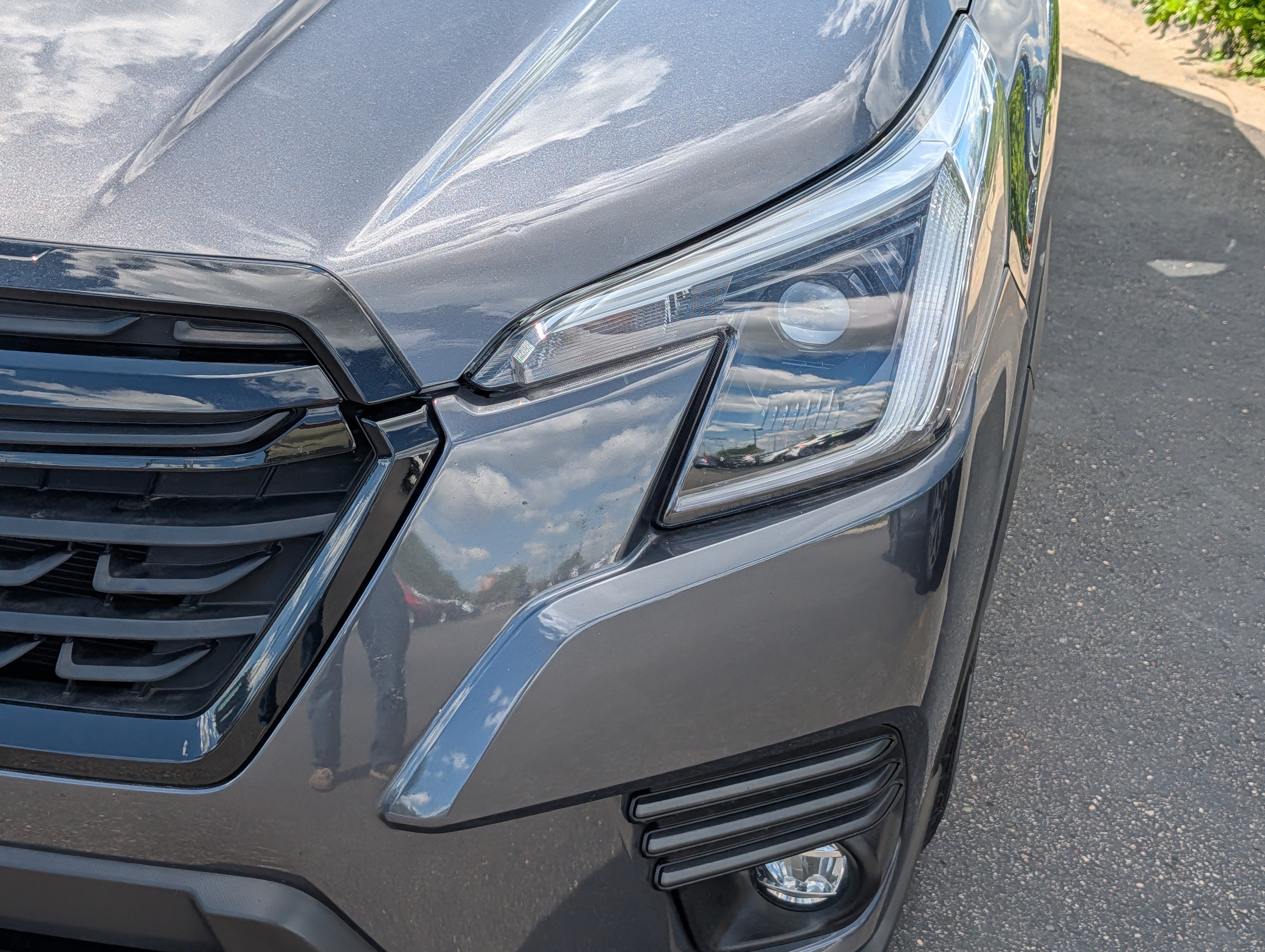 Used 2024 Magnetite Gray Metallic Subaru Limited image 16