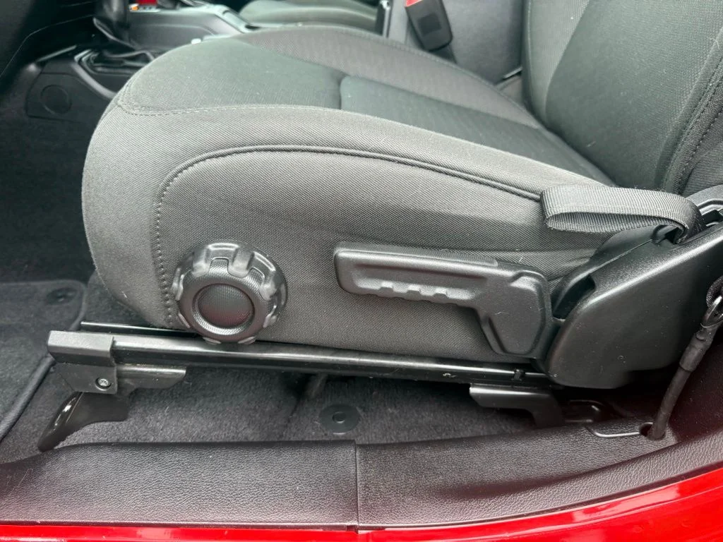 Certified Used 2019 Red Jeep Sport S image 13