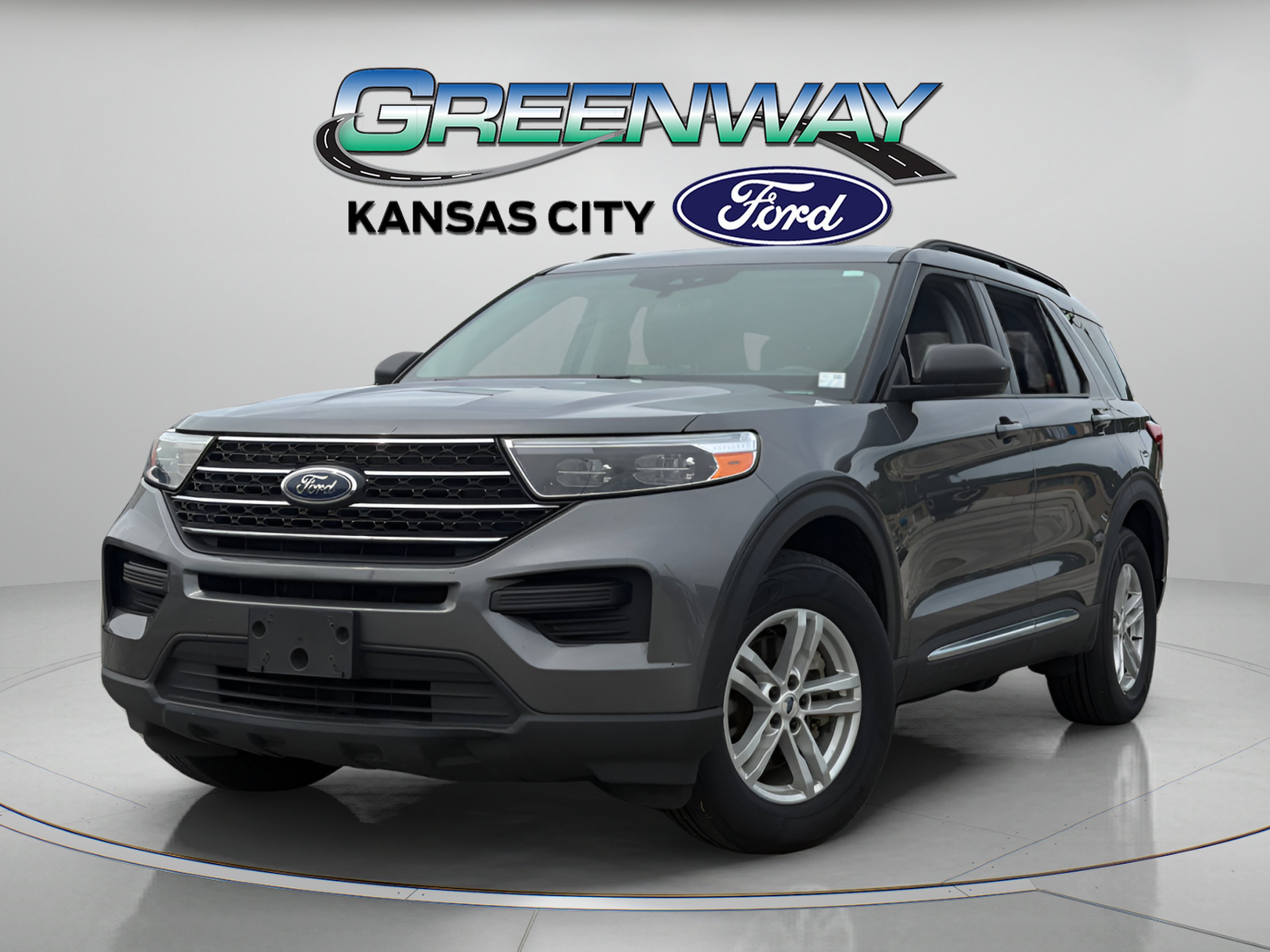 Used 2023 Gray Metallic Ford XLT image 3