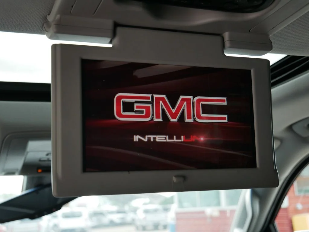 Used 2016 Black GMC SLT image 12