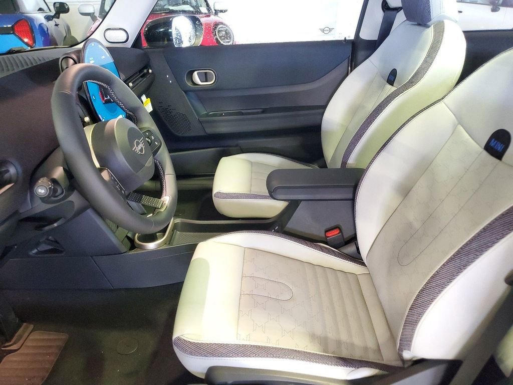 2025 MINI Hardtop 2 Door S - Photo 15