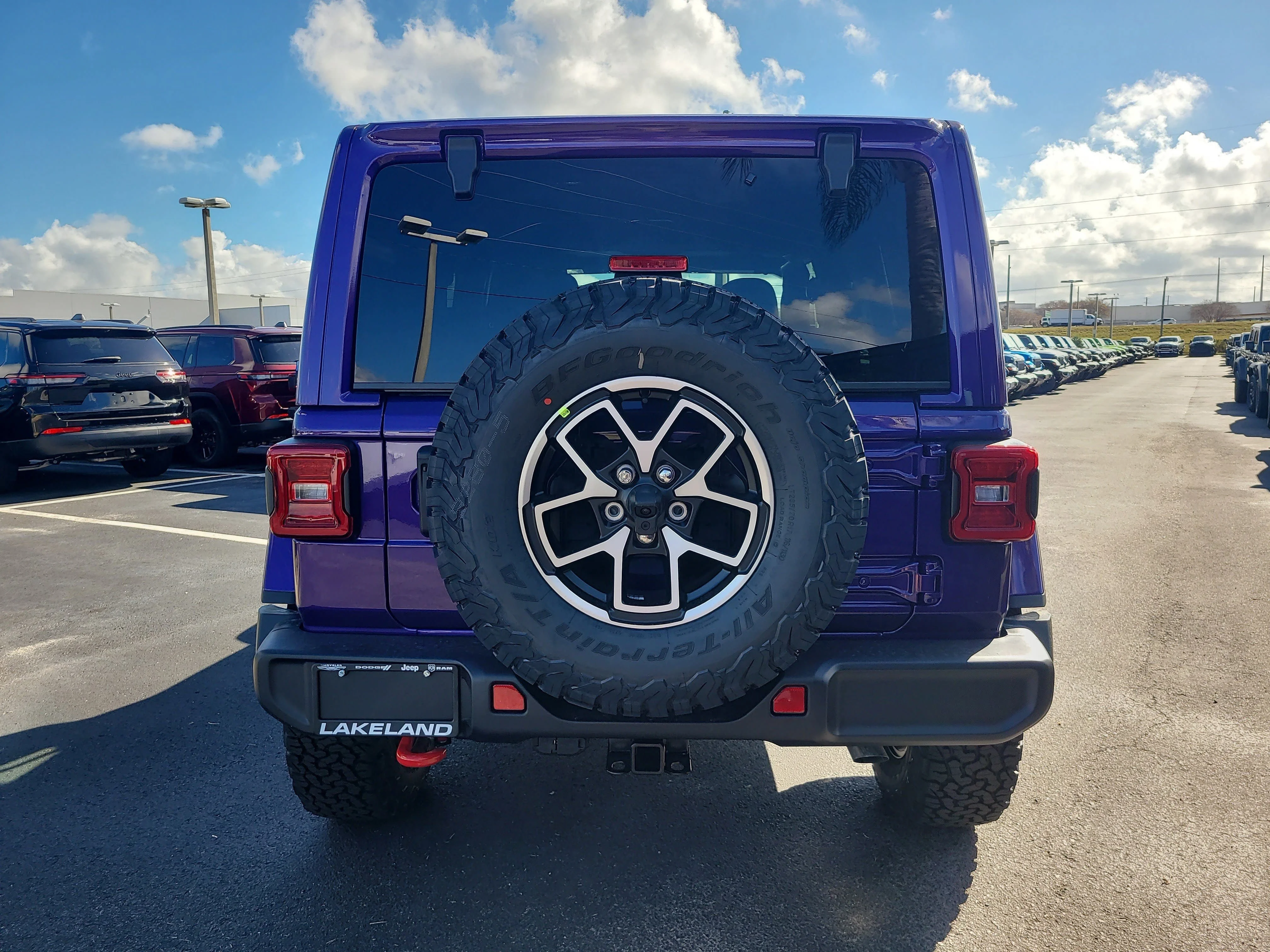 New 2026 Reign Jeep Rubicon image 7