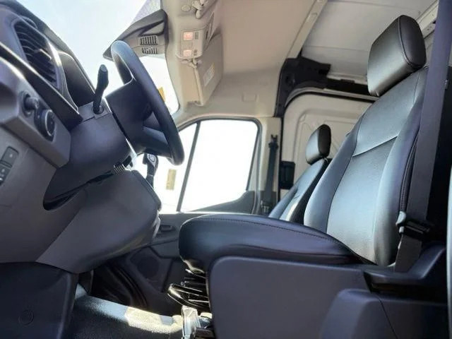 New 2026 Oxford White Ford Cargo Van image 16