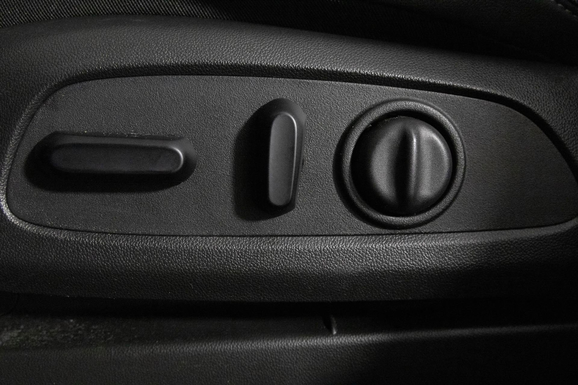 2024 BUICK ENCORE GX - Image 19