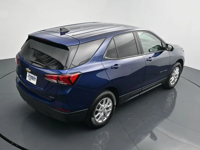 Used 2022 Blue Chevrolet LS image 28