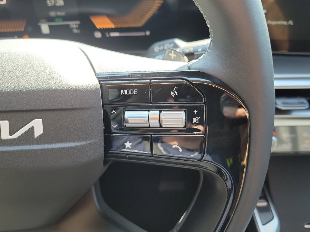 New 2026 Steel Gray Kia EX image 29