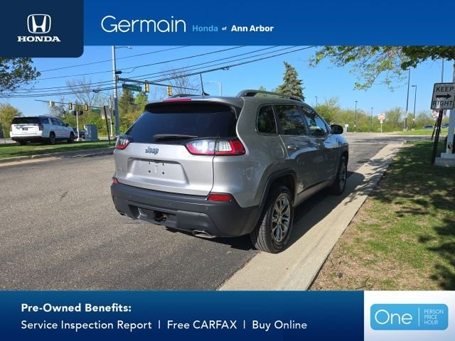 Used 2020 Billet Silver Metallic Jeep Latitude Plus image 8