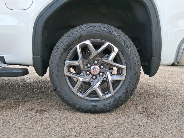 2026 GMC Sierra 1500 SLT - Photo 20