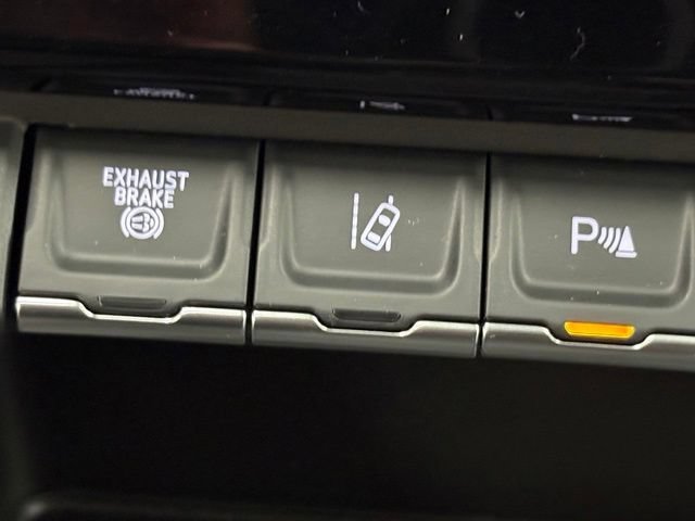 New 2026 Glacier White Tricoat GMC Denali Ultimate image 29