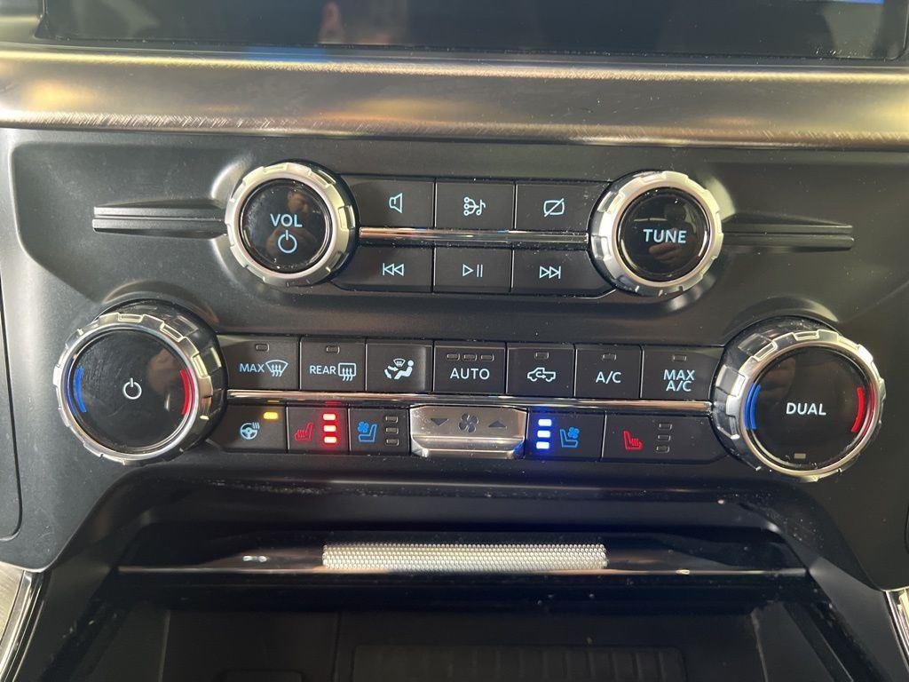 Used 2022 Brown Ford King Ranch image 18
