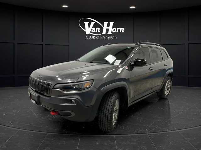 Used 2022 Granite Crystal Metallic Clearcoat Jeep Trailhawk image 3