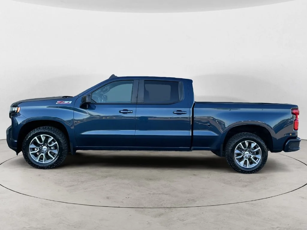 Used 2020 Blue Chevrolet RST image 12