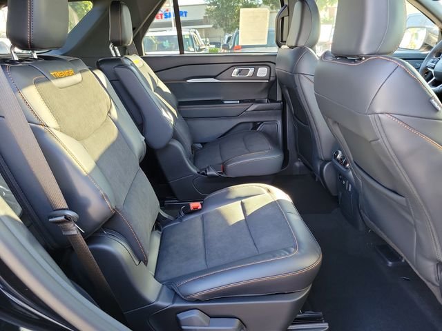 New 2026 Agate Black Metallic Ford Tremor® image 20