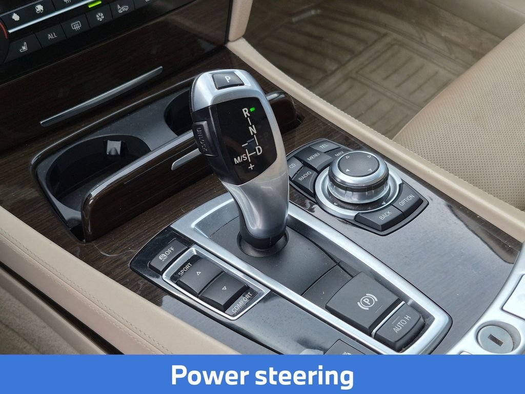 Used 2009 White BMW 750Li image 24