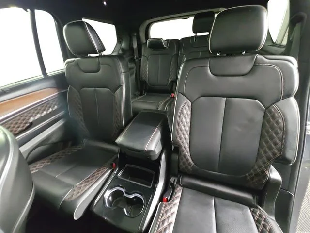 Used 2022 Gray Jeep Summit image 13
